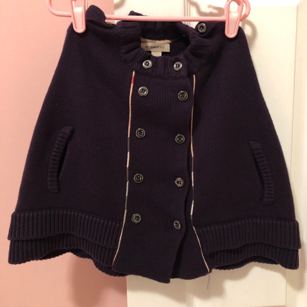 Burberry cape. Size 2Y.
